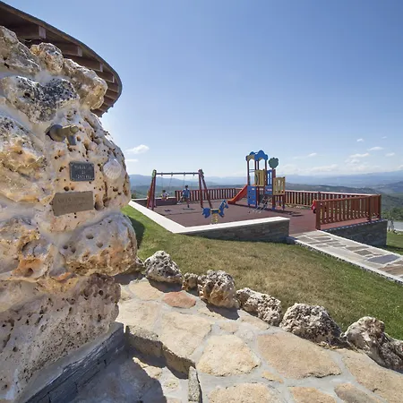 La Casa Del Peregrino * El Acebo de San Miguel