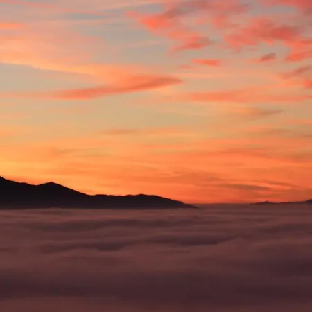 La Casa Del Peregrino El Acebo de San Miguel